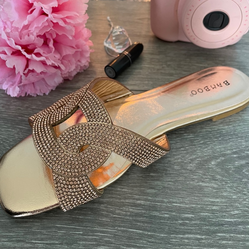 Rose Gold Flat Sandals🌷